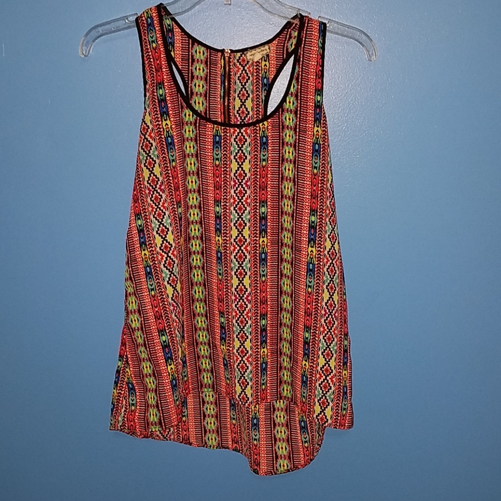 Eyeshadow racerback tank size small hotpink